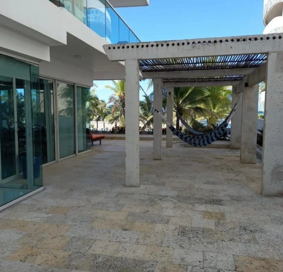 Vista Directa Al Mar Con Amplia Terraza Y 3 Habitaciones Cartagena